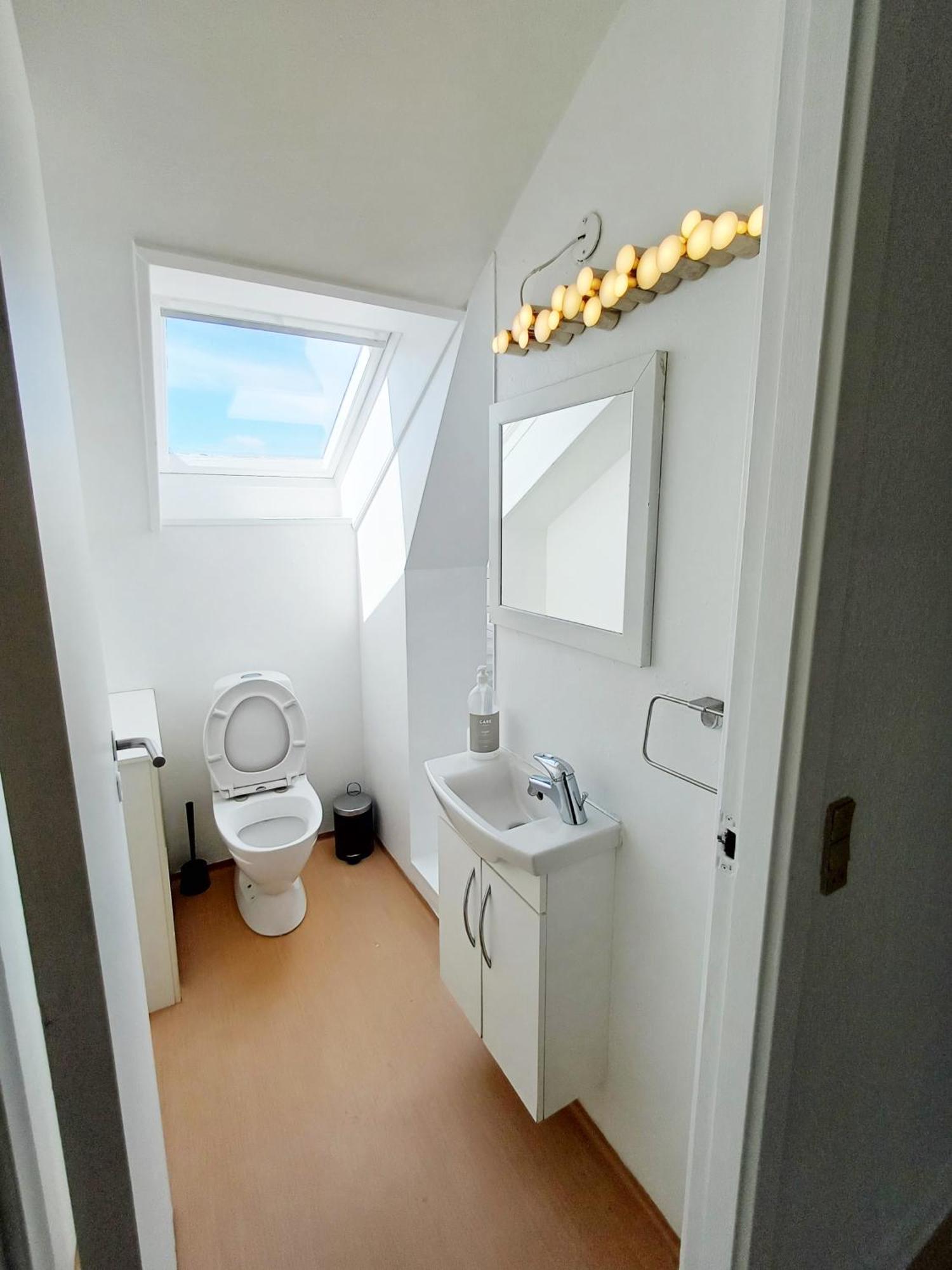 Grand 4 Persons Family Room With Free Parking Hjørring Buitenkant foto