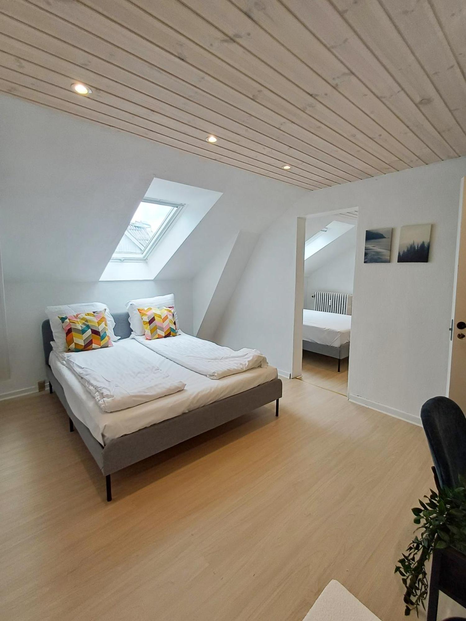 Grand 4 Persons Family Room With Free Parking Hjørring Buitenkant foto